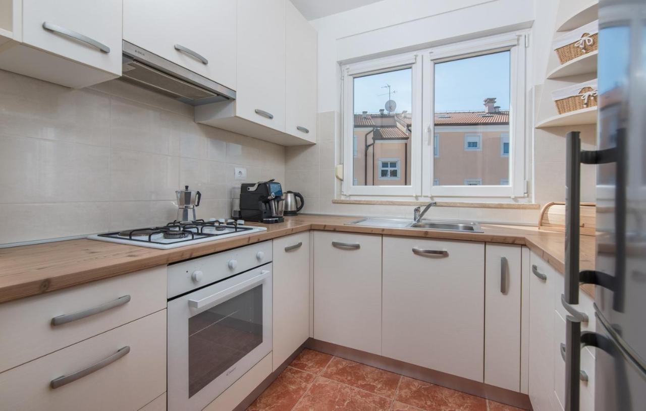 Apartment Melarnian Near The Beach In 乌马格 外观 照片