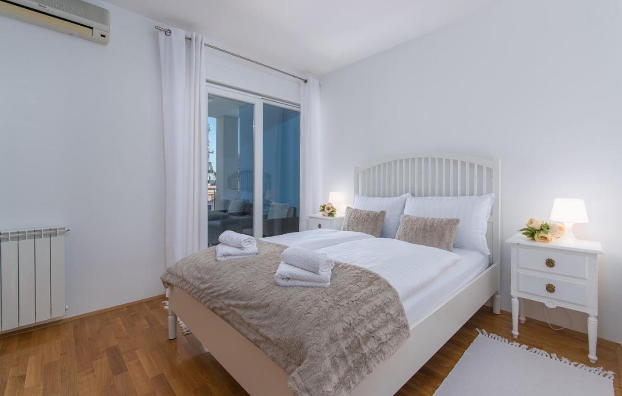 Apartment Melarnian Near The Beach In 乌马格 外观 照片