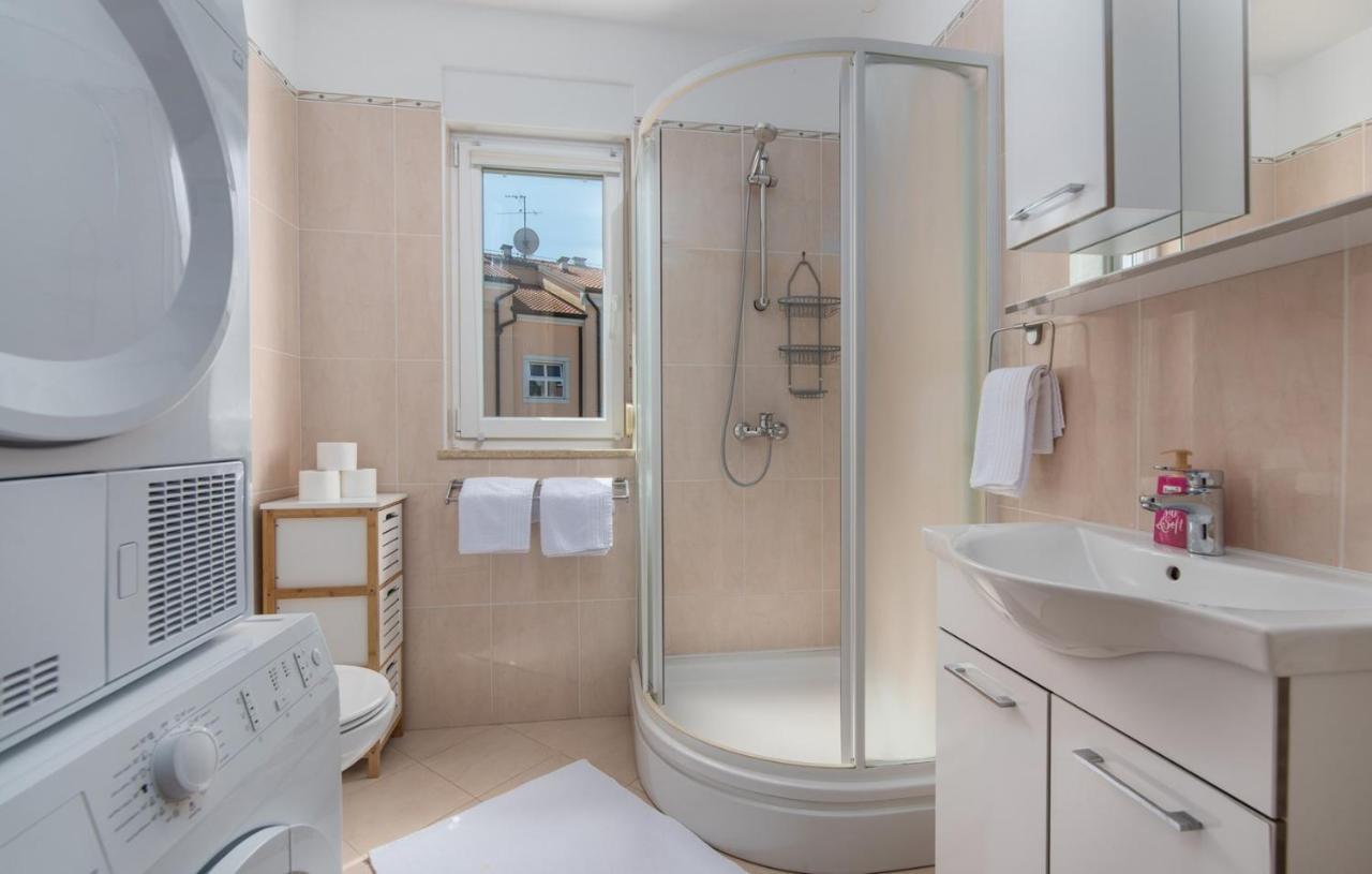 Apartment Melarnian Near The Beach In 乌马格 外观 照片